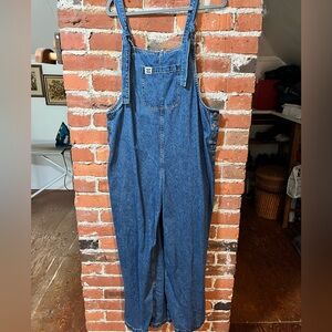 Lucy & Yak Ali slouchy denim overalls in mid blue denim size US 10